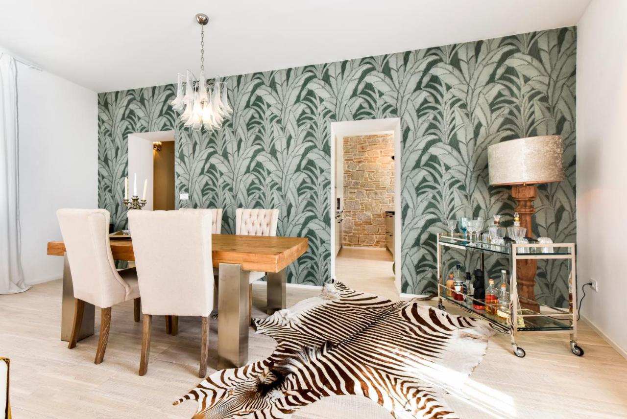 Luxury Apartment Sunce โรวีน ภายนอก รูปภาพ